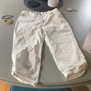 White knee pants